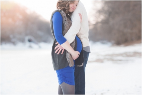 St. Paul Maternity Photographer | www.rachelfarganisphotography.com